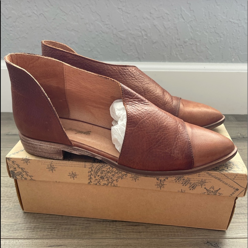 Royale Flat